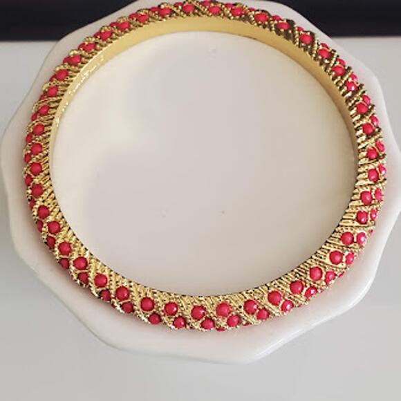 Lilly‎ Pulitzer Woven Gold Plated Bangle Bracelet with Coral Accent Stones - Picture 2 of 5
